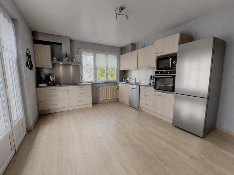 MAICHE - GRANDE MAISON SUR SOUS-SOL — photo 1