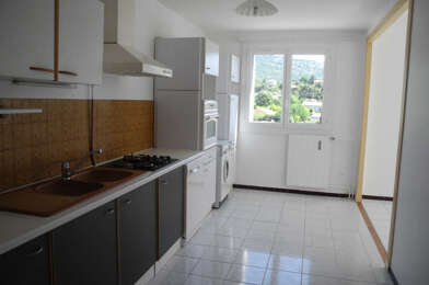 Appartement 3 pièces 1020 €