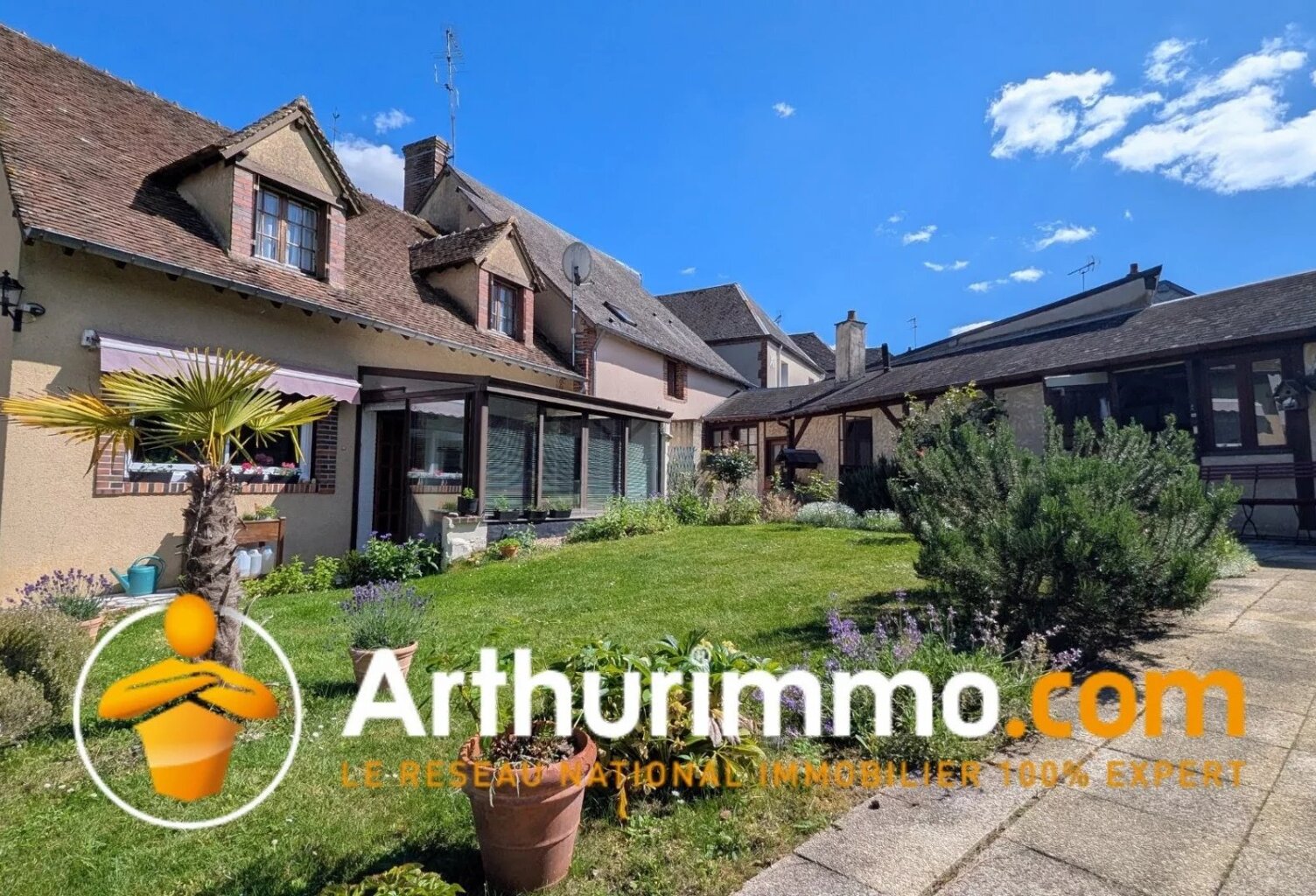 ? Maison familiale de 250 m² avec 6 chambres – Charme et authenticité à deux pas d’Aubigny-sur-Nère ✨ — photo 1