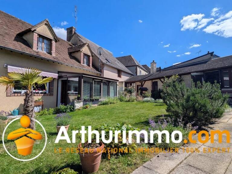   Maison familiale de 250 m² avec 6 chambres – Charme et authenticité à deux pas d’Aubigny-sur-Nère ✨ — photo 1