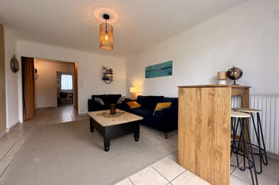 Appartement 6 pièces 390 €