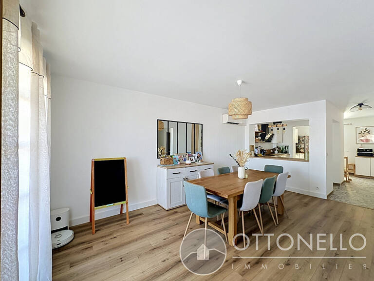 Maison Roquebrune Sur Argens 6 pièces 113,15 m2 entièrement rénovée avec garage — photo 1