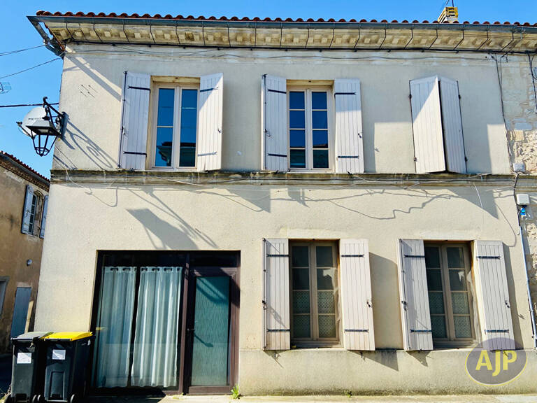 Immeuble de rapport Saint Christoly Médoc — photo 1