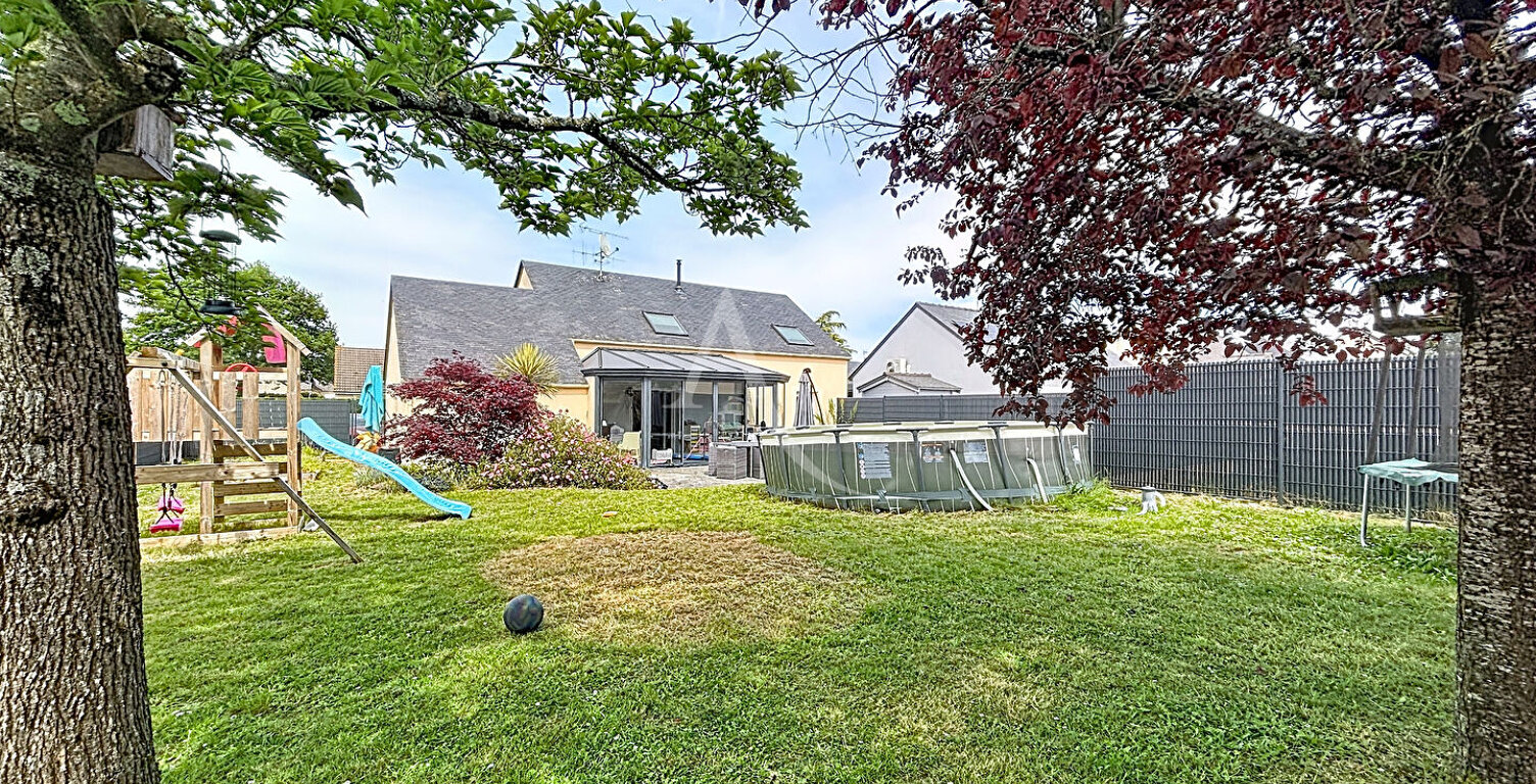 Maison Chemazé vie de plain pied 6 pièce(s) 126 m2 — photo 1