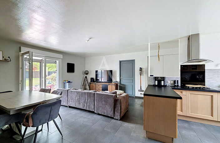 Maison Chemazé vie de plain pied 6 pièce(s) 126 m2 — photo 4
