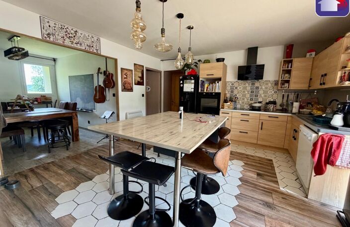 Vente maison 6 pièces 170 m² Ventenac (09120) — photo 2