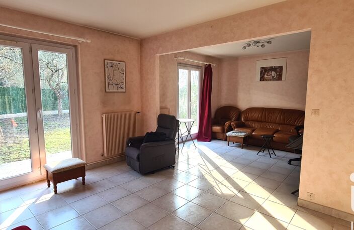 Vente Maison/villa 4 pièces — photo 2