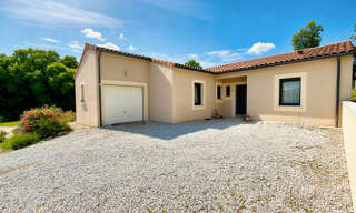 Maison 6 Pièces 113 m² à louer à Puymoyen (16400)