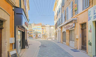 Commerce  91 m² à louer à Solliès-Pont (83210)