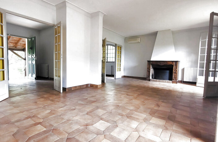 VENTE MAISON 7 PIECES QUARTIER CAMPLANIER NÎMES — photo 4