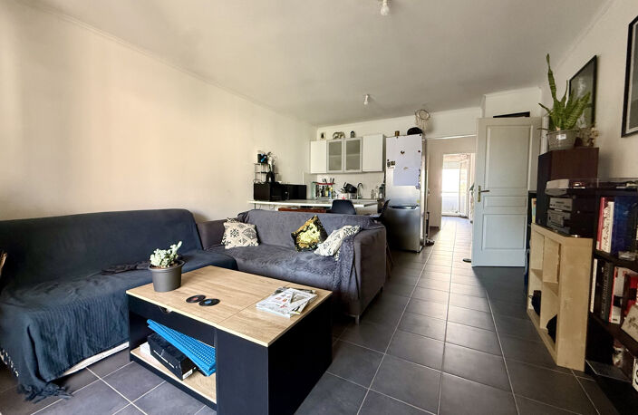 TOULON Claret - Saint Anne, T2 50m2 avec terrasse et garage — photo 2