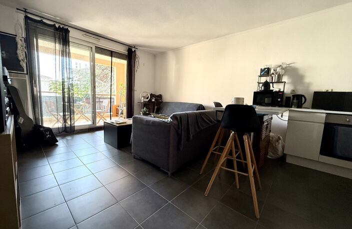 TOULON Claret - Saint Anne, T2 50m2 avec terrasse et garage — photo 4