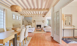 Maison 9 Pièces 250 m² à vendre à Aix-en-Provence (13090)