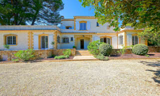 Maison 9 Pièces 250 m² à vendre à Aix-en-Provence (13090)