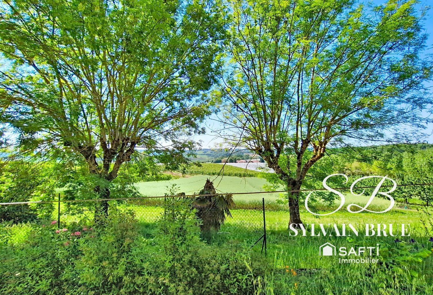 Maison DPE B, avec sous sol, jardin et hangar de 68m² — photo 1