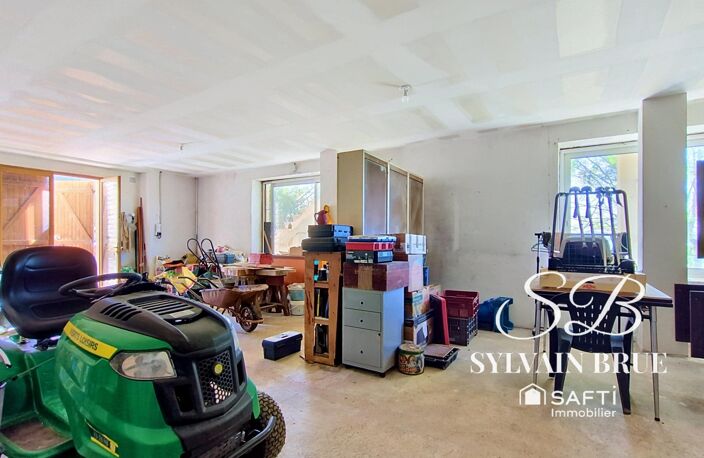 Maison DPE B, avec sous sol, jardin et hangar de 68m² — photo 3