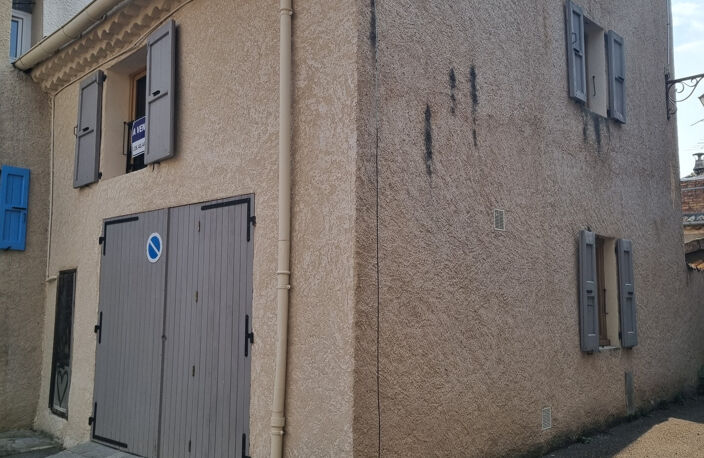 Maison de village avec garage — photo 3