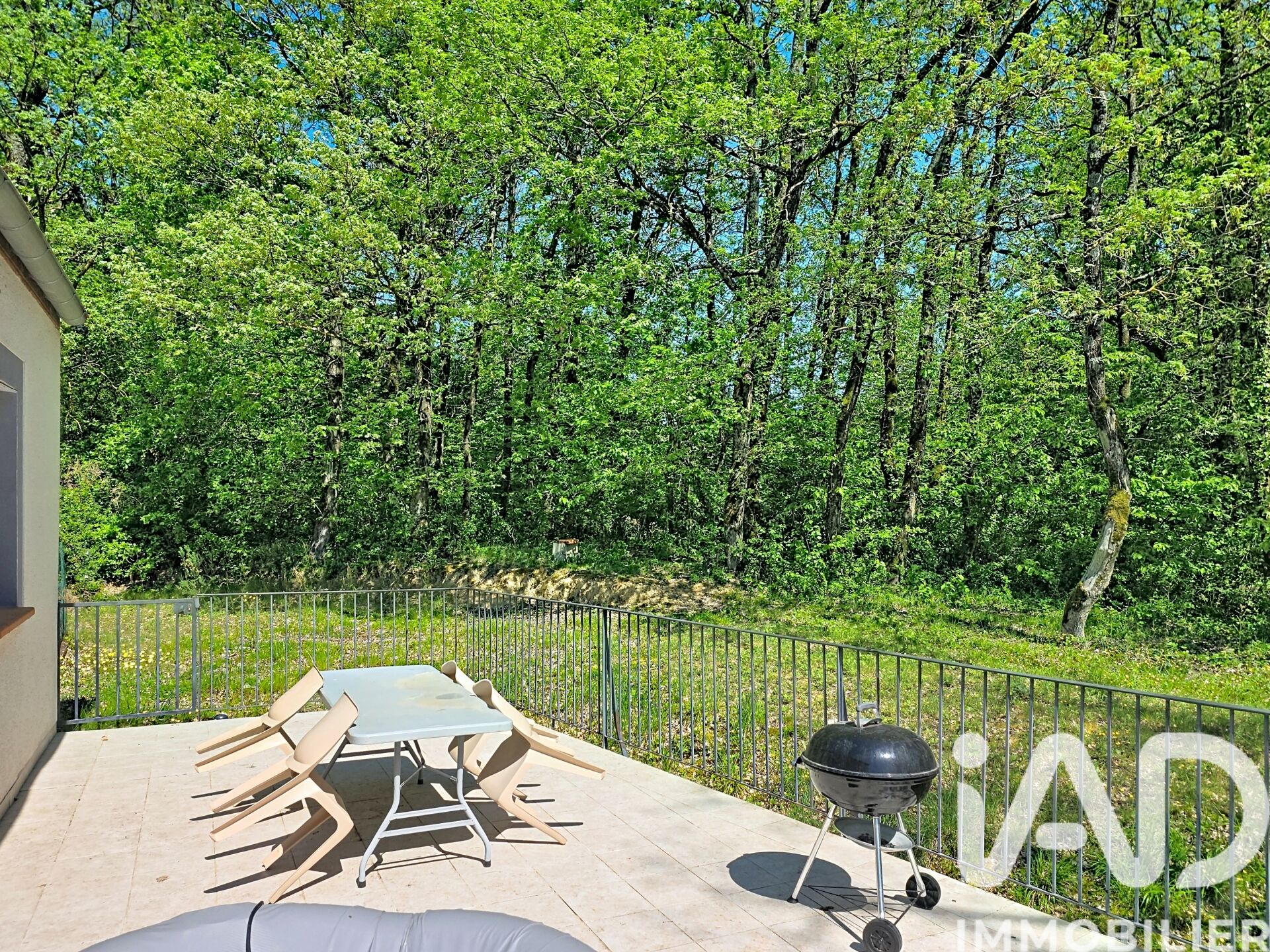 Vente Immeuble 140 m² - Photo 2