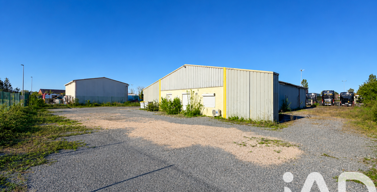 Vente Boutique/Local commercial 483 m&sup2; — photo 1