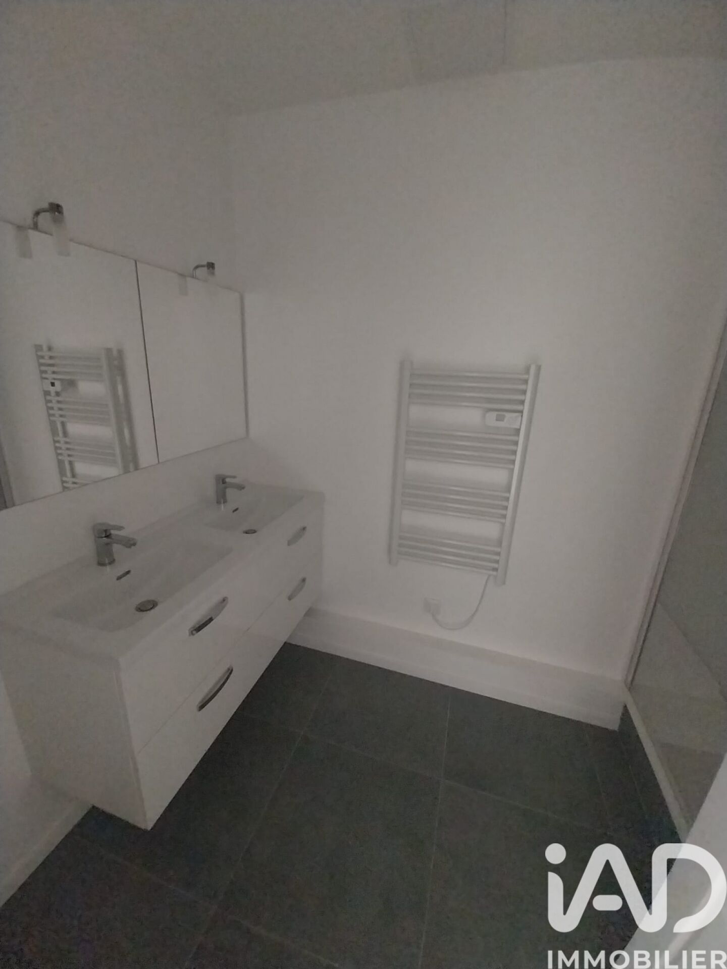 Location Appartement 2 pièces - Photo 3