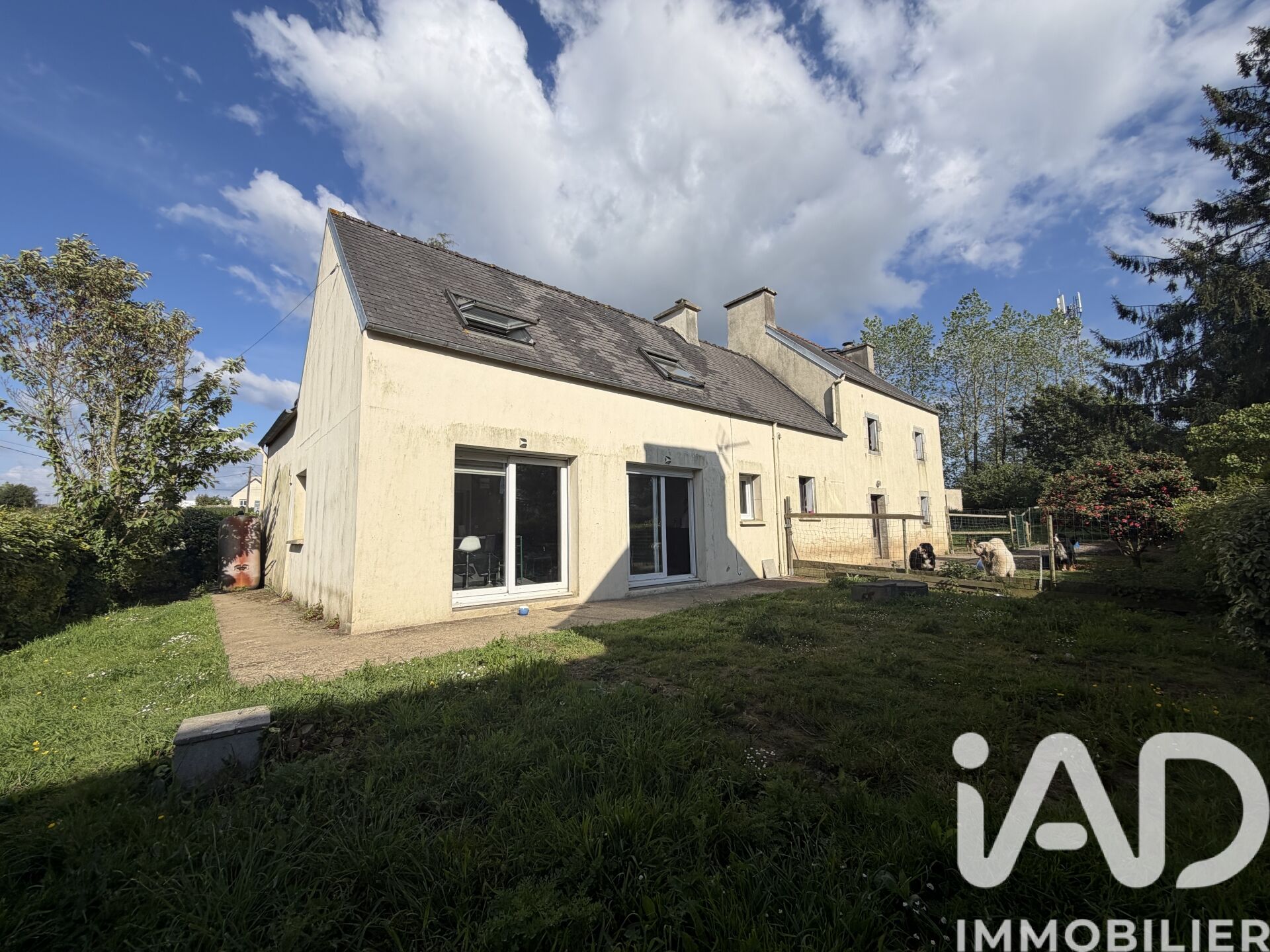 Vente Maison/villa 8 pièces - Photo 2