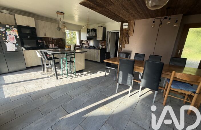 Vente Maison/villa 8 pièces — photo 3