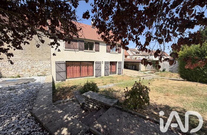 Vente Maison/villa 7 pièces — photo 2