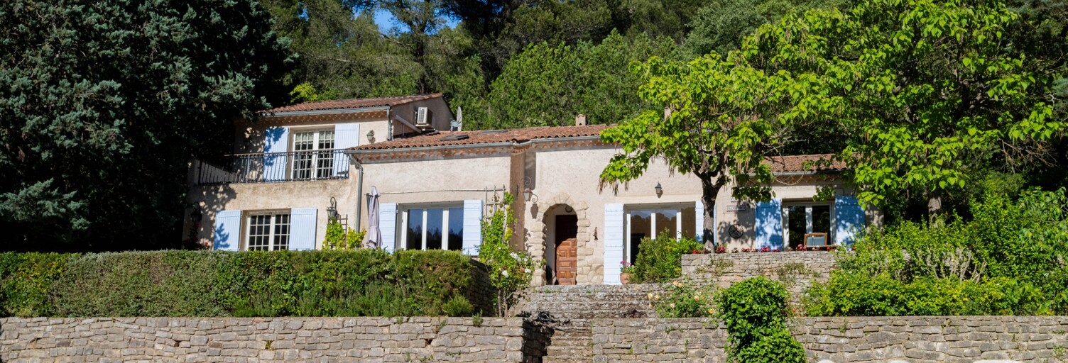 Maison 6 Pièces 200 m² à vendre à Fontaine-de-Vaucluse (84800)