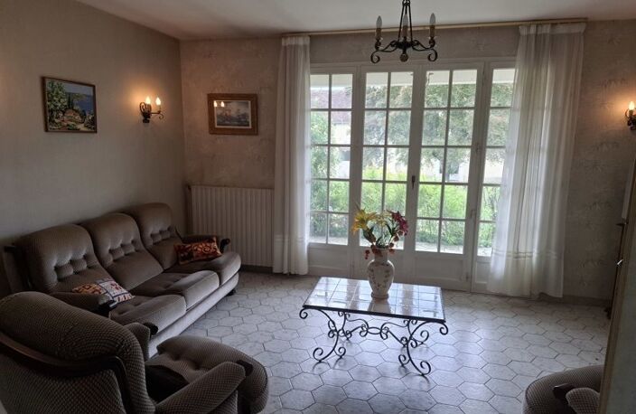 Vente maison 4 pièces 88 m² Saint-Genou (36500) — photo 2