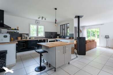 Maison 4 pièces 242001 €
