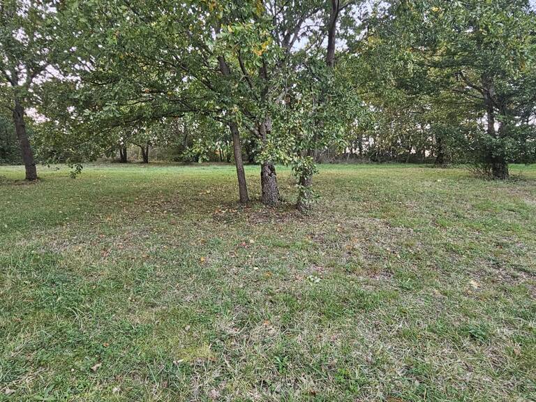 Vente Terrain 2 207 m&sup2; — photo 1