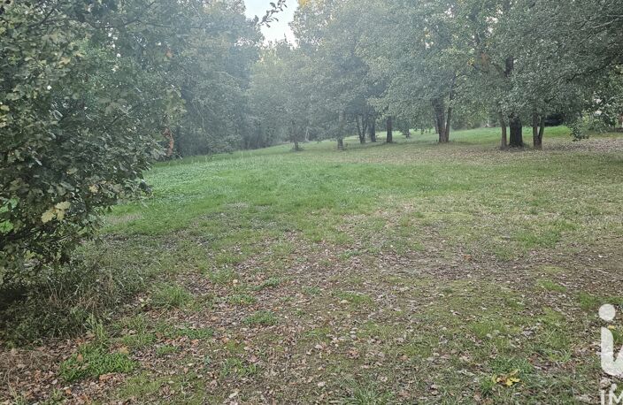 Vente Terrain 2 207 m&sup2; — photo 3