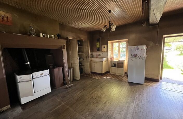 Maison en pierre de 4 pièces principales — photo 2