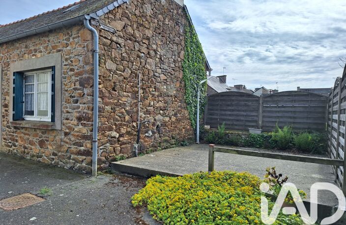 Vente Maison/villa 9 pièces — photo 2