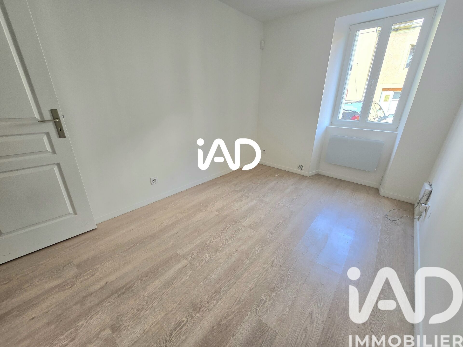 Location Appartement 3 pièces - Photo 4