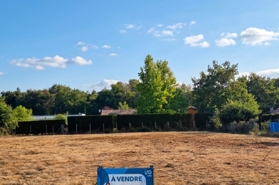 Terrain  84000 €