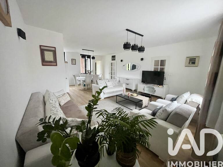 Vente Maison/villa 8 pièces — photo 1