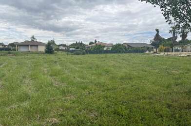 Terrain  44000 €