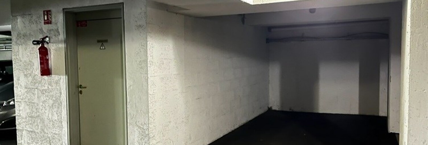 Garage   m² à vendre à Bordeaux (33100)
