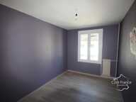 GIVET Appartement T4 (3 chambres) rénové, situé dans une rés — photo 4