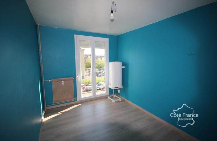 GIVET Appartement T4 (3 chambres) rénové, situé dans une rés — photo 5