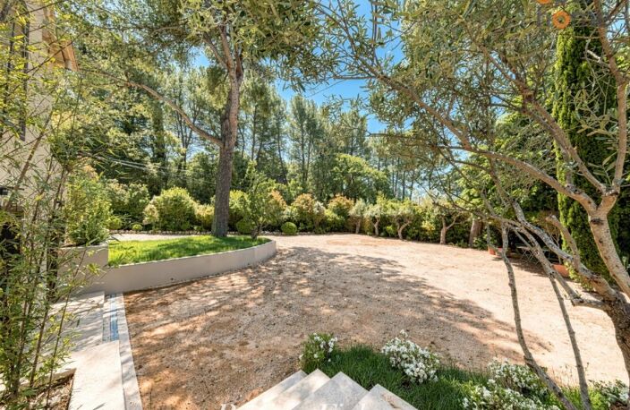 Opportunité Rare : Propriété de Charme aux Pinchinats – Aix-en-Provence — photo 3