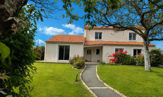Maison 8 Pièces 180 m² à vendre à Aubigny-Les Clouzeaux (85430)