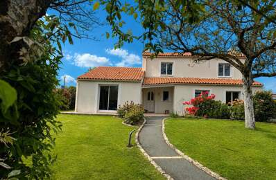 AUBIGNY LES CLOUZEAUX, maison d'architecte 180 m², 5 chambres, 1180 m² terrain clos — photo du bien