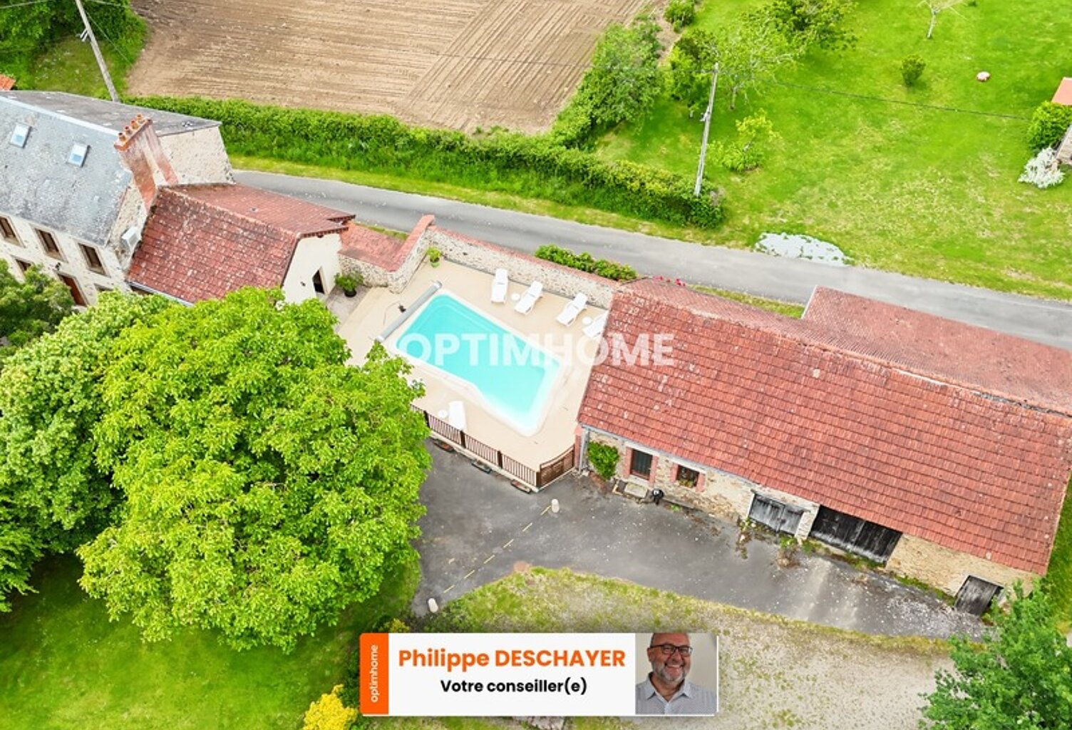 Propriété de Charme - Gîte de 103 m² - Capacité 12 personnes - 4 Chambres - Piscine et dépendances - terrain 11 500 m² environ  ARNAC LA POSTE (87) — photo 1