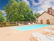 Propriété de Charme - Gîte de 103 m² - Capacité 12 personnes - 4 Chambres - Piscine et dépendances - terrain 11 500 m² environ  ARNAC LA POSTE (87) — photo 3