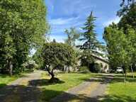 CHARMANT ENSEMBLE IMMOBILIER, 2 LOGEMENTS, 247 m², 7 CHAMBRES et dépendances SUR 4 Ha JOLIMENT ARBORÉS — photo 2