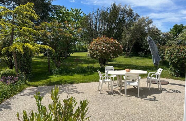 CHARMANT ENSEMBLE IMMOBILIER, 2 LOGEMENTS, 247 m², 7 CHAMBRES et dépendances SUR 4 Ha JOLIMENT ARBORÉS — photo 5