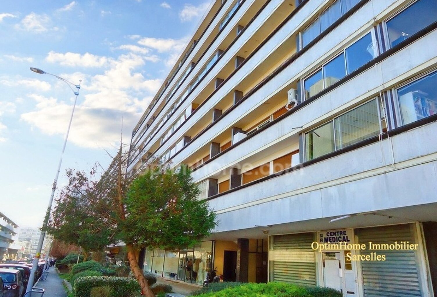 Sarcelles - Henri Poincaré - Appartement de 4 pièces / 3 chambres - 93 m2 - Balcon / Terrasse - 190 000 € FAI — photo 1