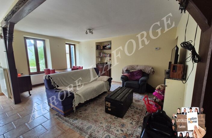 Maison à vendre 7 pièces sur la commune de Le Blanc (36)50 min de Chateauroux,30 min de Montmorillon,20min de Saint Savin — photo 2